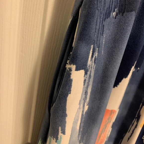 🎉Host Pick🎉 - Watercolour Midi Dress - Picture 5 of 5